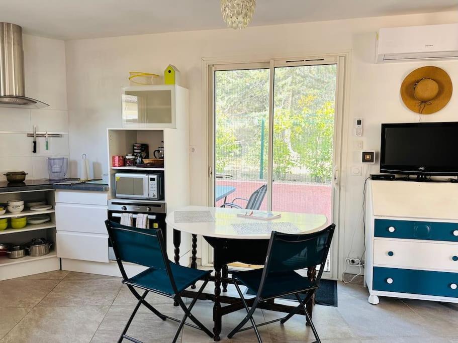 Moderne Mini Maison Lézignan-Corbières Exterior foto